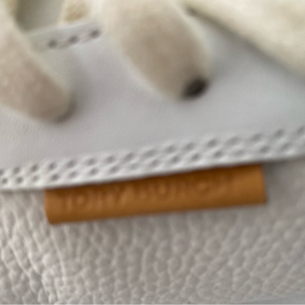 Tory Burch Ladybug White Leather Sneakers size 8.5 - Picture 6 of 11